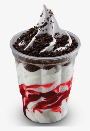 Strawberry Kiss Oreo Sundae - Mcdonald's Dessert Png