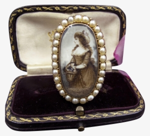 Exemplary 18th Century Sepia And Watercolor Miniature - Portrait Miniature