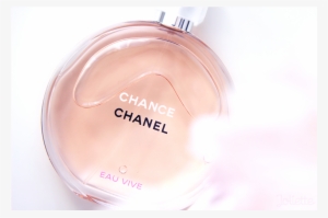 Img 5528vive-1000x1000 - Chanel Chance Eau Vive Body Oil Spray