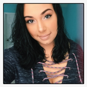 Lauren-headshot - Girl