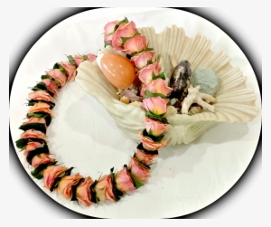 Rose Lei With Green Leaves - - Salad