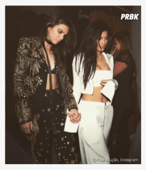 Kendall Jenner Ganha Declaração De Kylie - Tube Top With Blazer