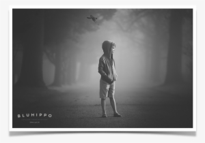 Black And White Child Picture In Fog - Child In Fog