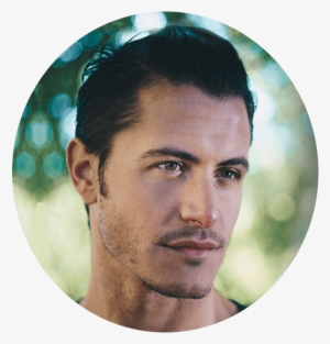 It's Critically Important To Note Here That I Am Not - Circle