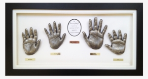 17/08/2017 /by Toni Robertson -kupitz - Bronze Sculpture