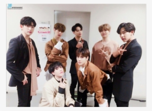 [kcon 2017] Got7 And Monsta X Poses Next To - Got7 Best