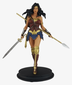 Based Off The Film's Scans Of Actress Gal Gadot Made - Wonder Woman Collectors Edition