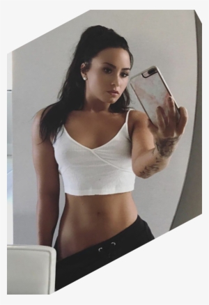 Demi Lovato Looking Fit - Celebrities With Curves