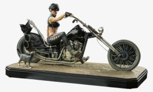 Bonus - - Catwoman On Bike Statue