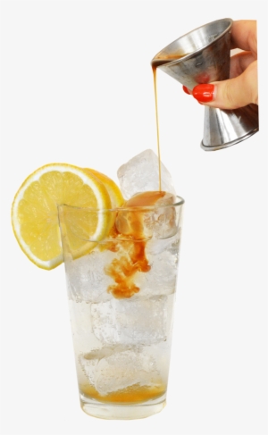 Blue Mountain Soda Pour1 - Soft Drink