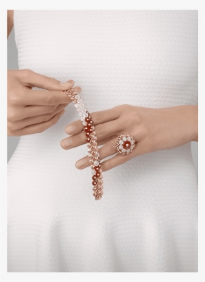 Van Cleef & Arpels Bouton D'or Bracelet Woman