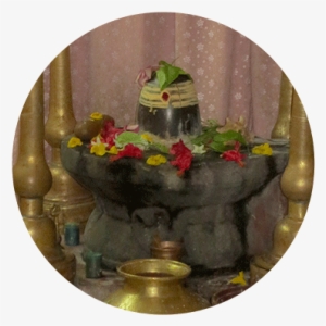 Nortwest Lingam - Someswaram - Fountain
