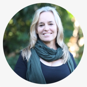 Radha Head Shot Small - Portable Network Graphics