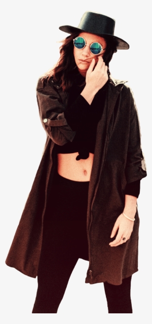 Woman With Hat And Sunglasses - Fashion