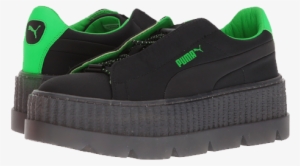 Shoes - Puma Suede