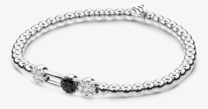 A Fancy Taste In Diamonds Or With A Grouping To Produce - Bracelet