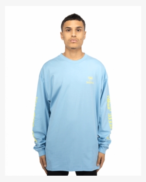 Long-sleeved T-shirt