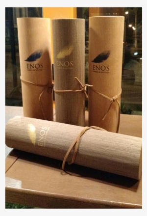 Embalagem Vinho Enos Vinhos De Boutique Vinhos E Espumantes - Plywood