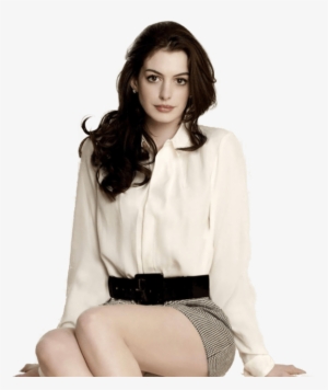 Anne Hathaway Sitting Png - Anne Hathaway Png