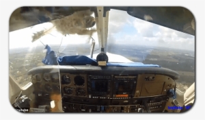 Cockpit Of The Week - Parabrisas De Un Avion