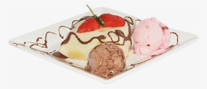 Variados Sabores De Crepes Doces No Prato - Crepe Com Gelado Png