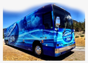The American Idol Bus Tour Is Hitting The Road August - American Idol Bus