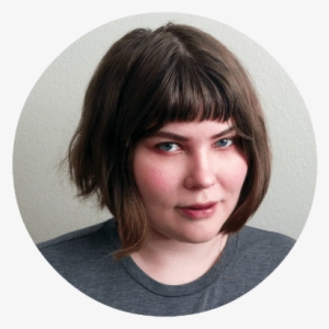 Sara Wolf Is A Twenty-something Author Who Adores Baking, - Bob Cut