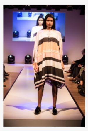 Giles Deacon Pg - Design