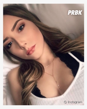 Sa Fille Hailie Scott A Bien Changé - Dina Rae