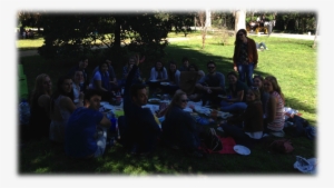 A Picnic Day At The María Luisa Park - Park