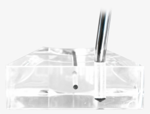 The Ice Cube Putter Boasts A Clear Acrylic Head, Allowing - Ice Cube Putters