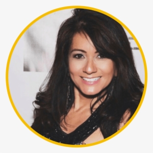 Monica Is A Bilingual Sales Professional With Over - Girl