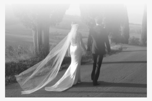 "tuscany In Wedding" Is A Brand Of "associazione Promozione - Just Married