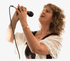 Lorrayn De Peyer - Singing