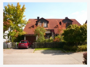 Nice Little House With Garden - House