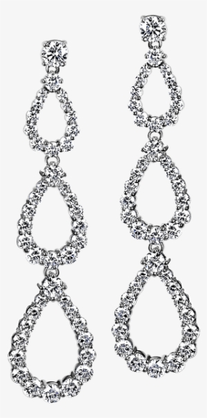 A Uniquely Elegant And Feminine Approach To Accessorizing, - Chain