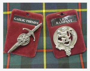 Clan Crest Cap Badge & Clan Crest Kilt Pin - Clan Macpherson Kilt Pin