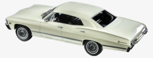 1967 White Chevrolet Impala - 1:18 Scale