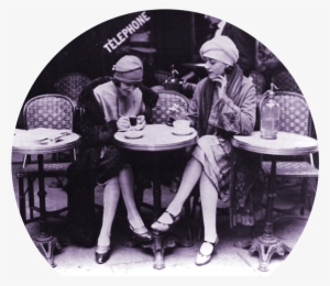 Their Interpretation Of “sitting Outside” Is A Side - Cafe Em Paris Anos 20