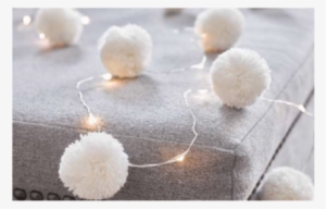 White Pom Pom - Garland