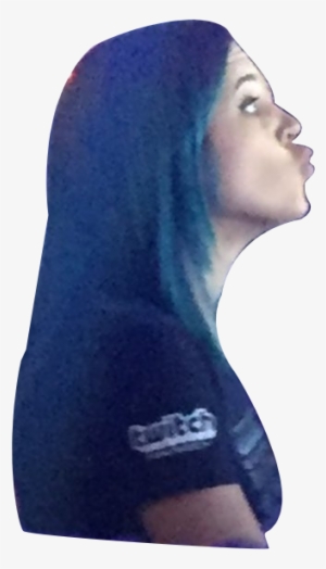 @thedoctordanii Popchamp Looks Good To Me - Girl