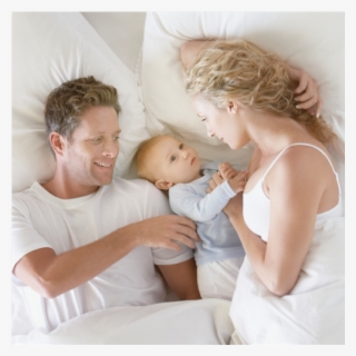 Obsessed With Sleep, But Still Not Well-rested - Mann Frau Kind Im Bett ...