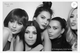 Kylie Jenner, Kourtney Kardashian, Kendall Jenner, - Karl Lagerfeld Kardashian