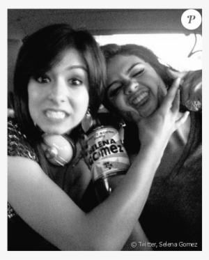 Photo De La Défunte Christina Grimmie Avec Son Amie - Selena And Christina Grimmie