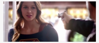 Em Supergirl, Kara , Sem Poderes, Tem Que Encarar Um - Girl