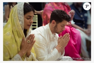 Nick Jonas Et Priyanka Chopra En Plein Cérémonie Roka - Priyanka And Nick Engagement Party
