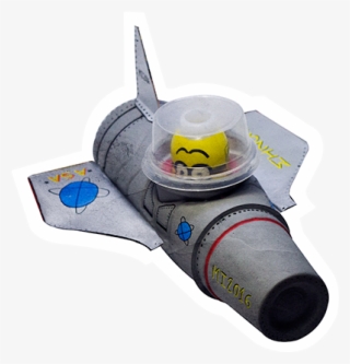 Nave Espacial Feito Com Uma Garrafinha De Leite Fermentado