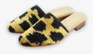 Side Angle Photo Of Custom Velvet Leopard Print Slides - Slide