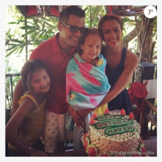Jessica Alba En Famille À L'occasion De L'anniversaire - 5th Birthday Girl With Family