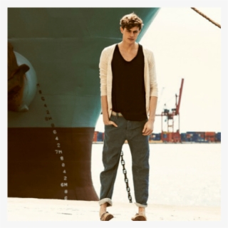 Ο Francisco Lachowski Και Ο Tom Barker Φωτογραφήθηκαν - Casual Bohemian Fashion For Men